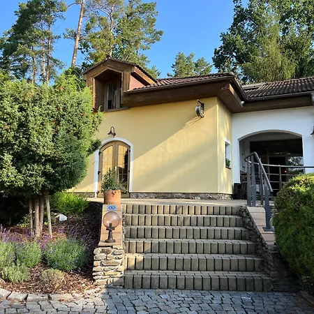 Penzion Resort-restaurant Stilec Kamenný Újezd