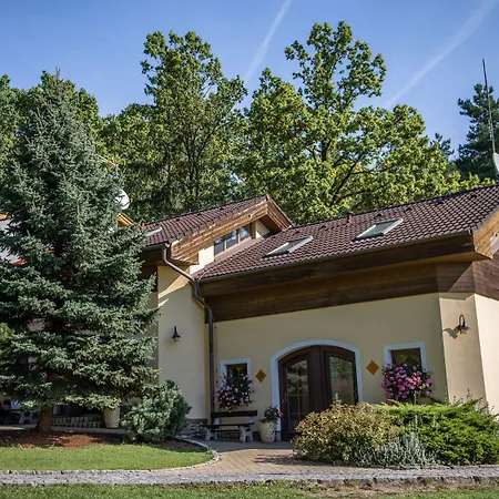 Resort-restaurant Stilec 3*