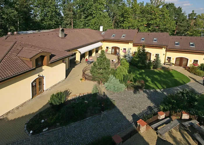 Resort-Restaurant Stilec Guest house